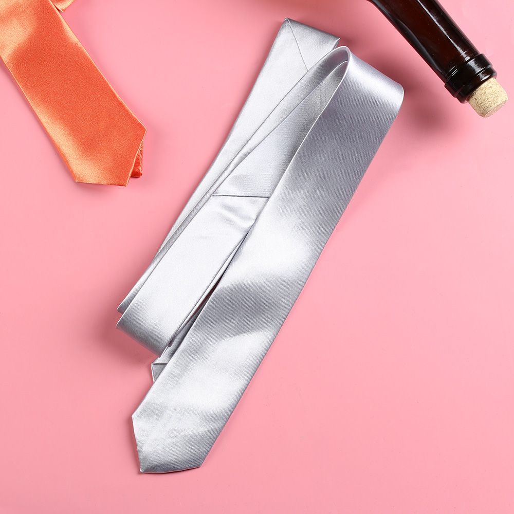 Corbata de seda lisa y ajustad - Skinny Tie Men reseña y precio